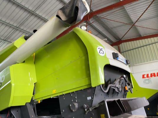 Claas TUCANO 440 - Photo 4