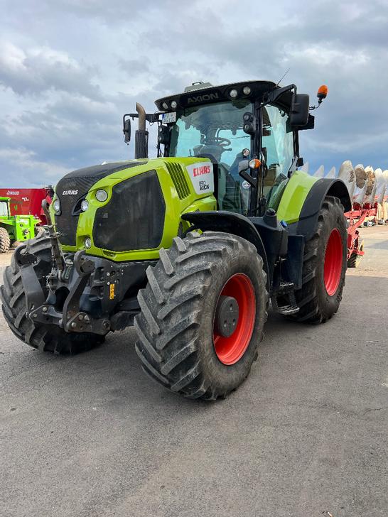 Claas Axion 830 - Photo 2