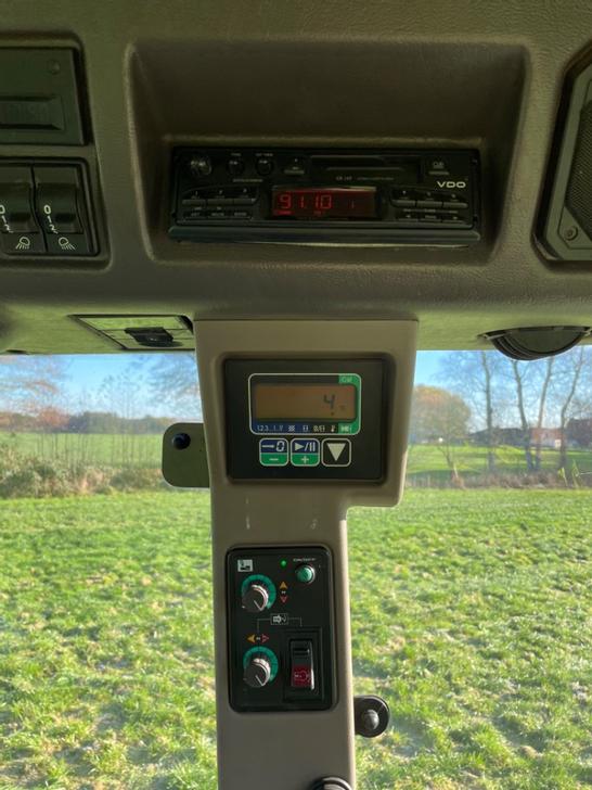 Claas Ares 566 - Photo 7