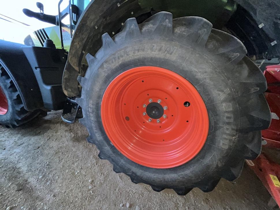 Claas Arion 650 Cmatic - Photo 11