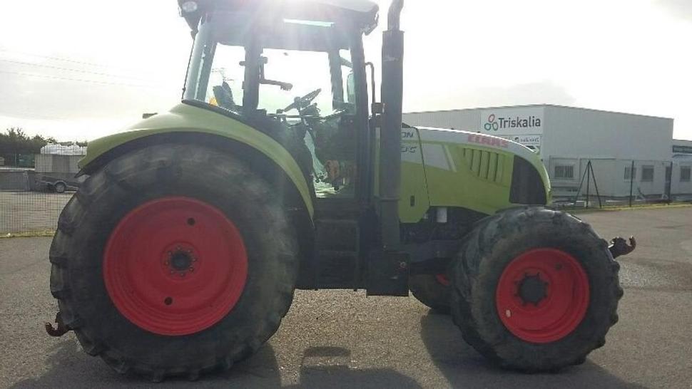 Claas arion 620c - Photo 2
